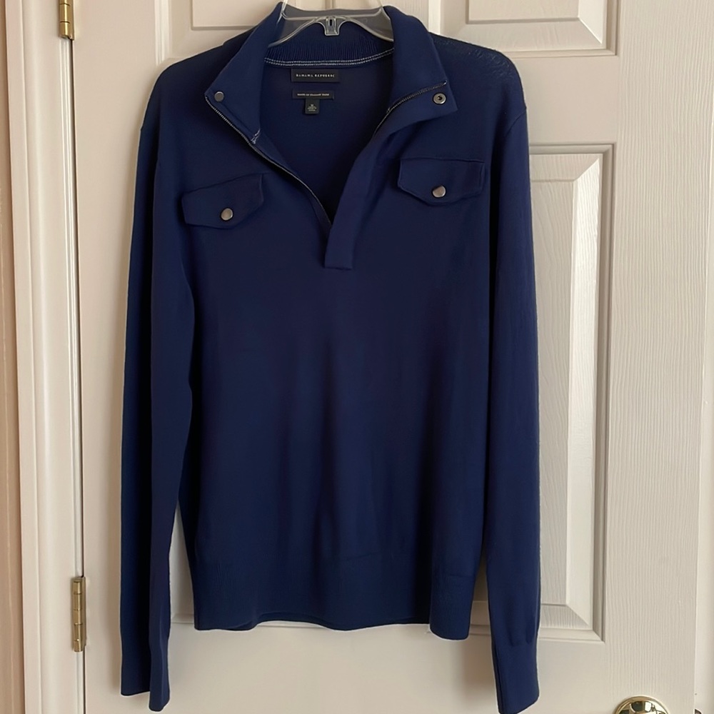 Banana Republic Mens Sweater - Size M